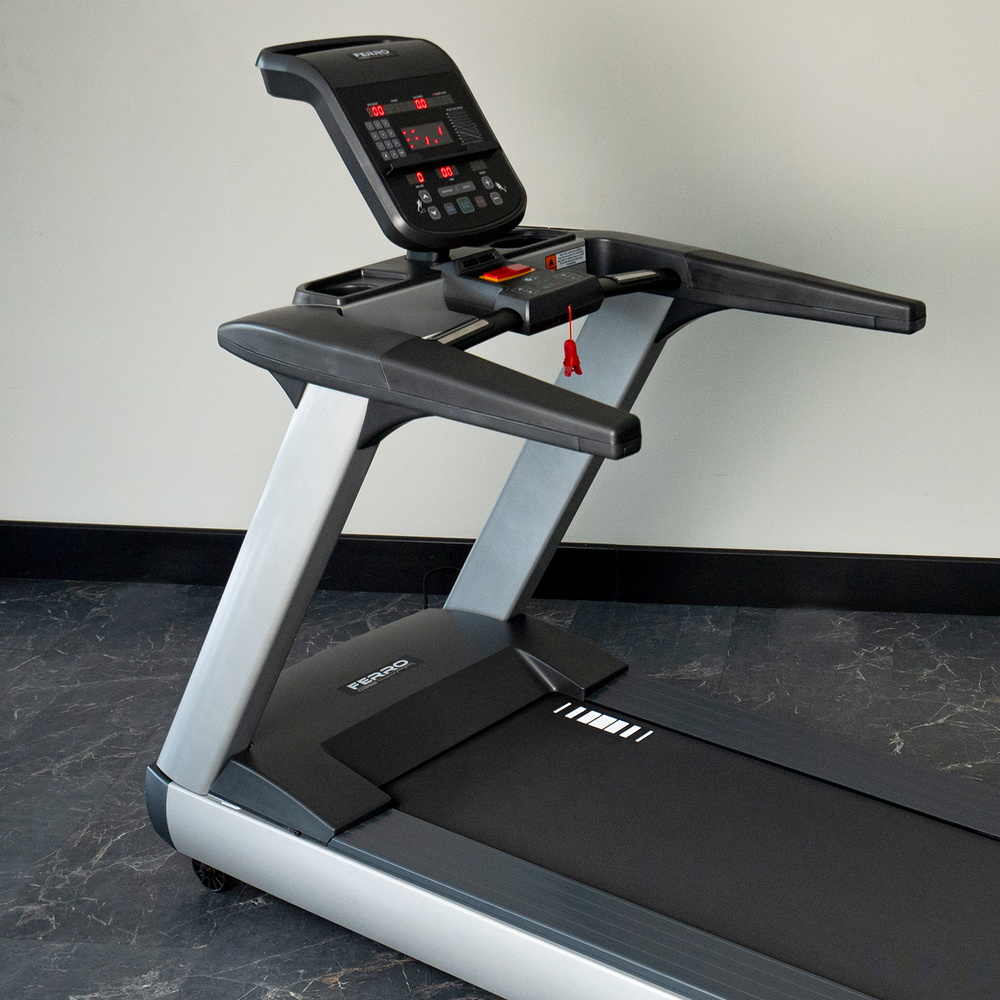 FERRO COMMERCIAL TREADMILL